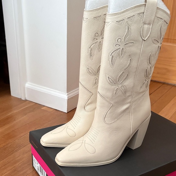 Vince Camuto NWT Alisah Square Toe Western Boot - Picture 4 of 11